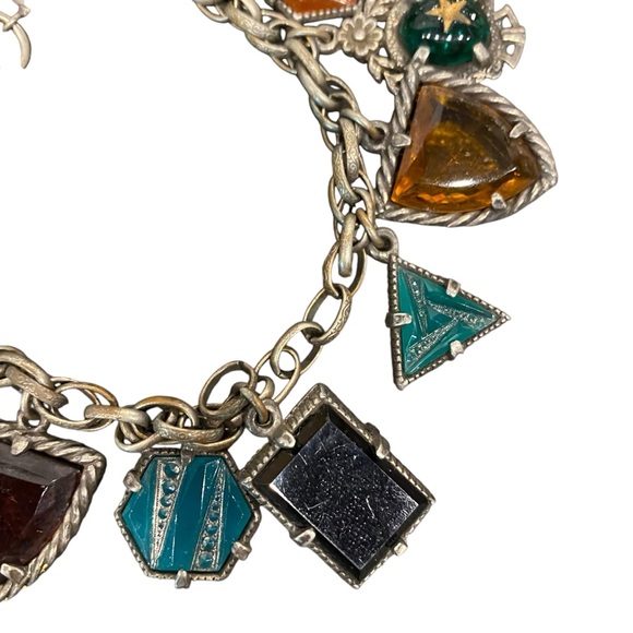 Vintage Charm Bracelet 7.5 Inch - Picture 3 of 6